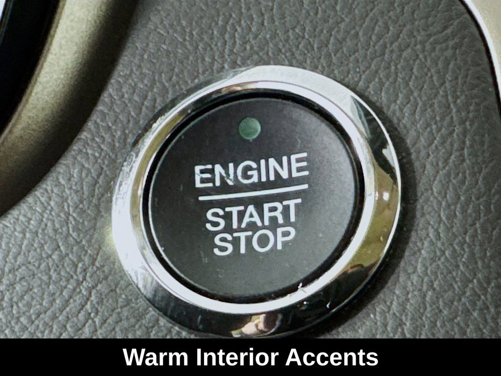 Used 2015 Ford Fusion SE w/ Equipment Group 502A FWD image 20