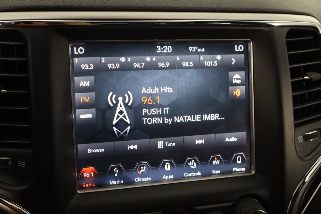 Used 2018 Jeep Grand Cherokee Limited w/ Trailer Tow Group IV AWD/4WD image 28