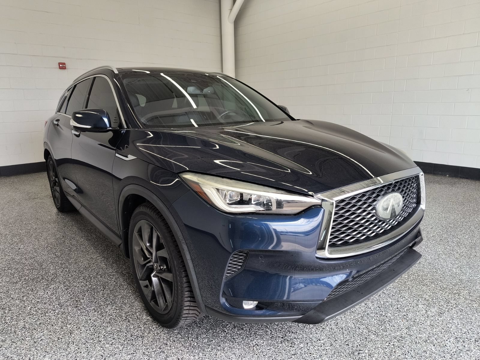 Used 2019 INFINITI QX50 Essential w/ Sensory Package FWD image 7