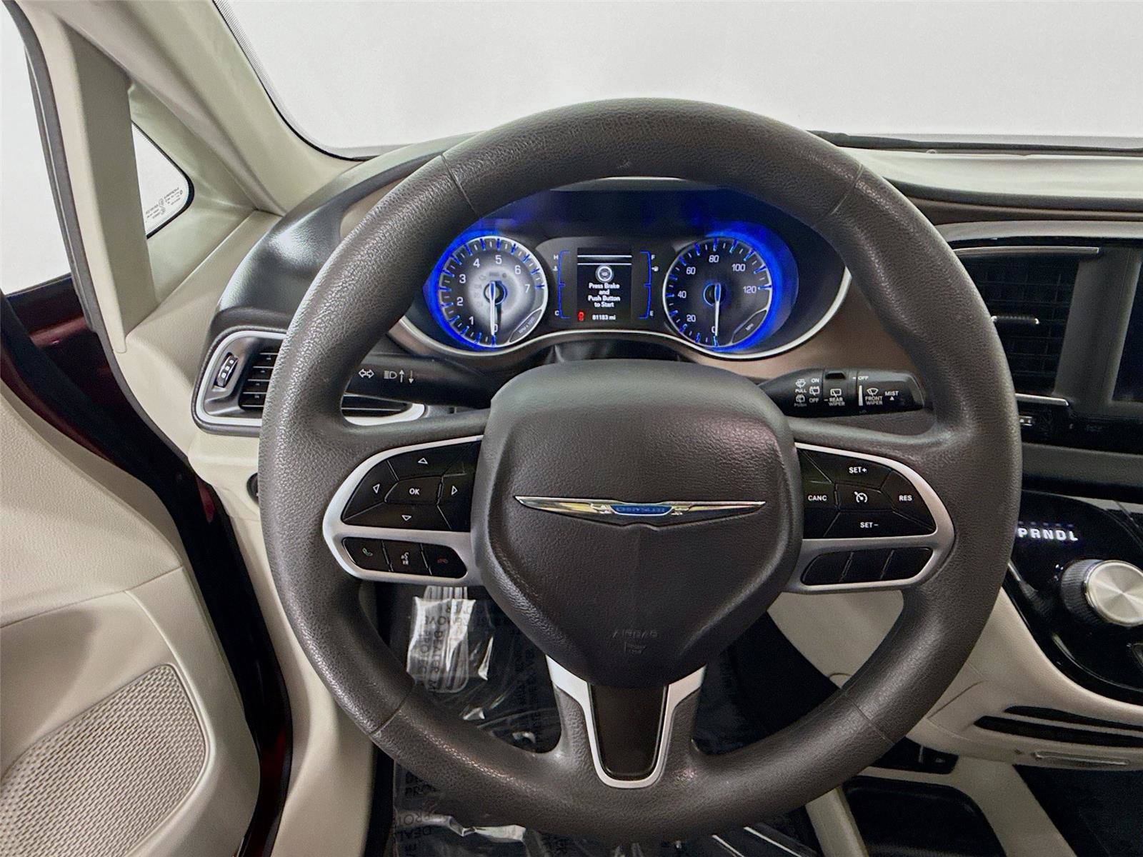 Used 2018 Chrysler Pacifica Touring Plus image 11