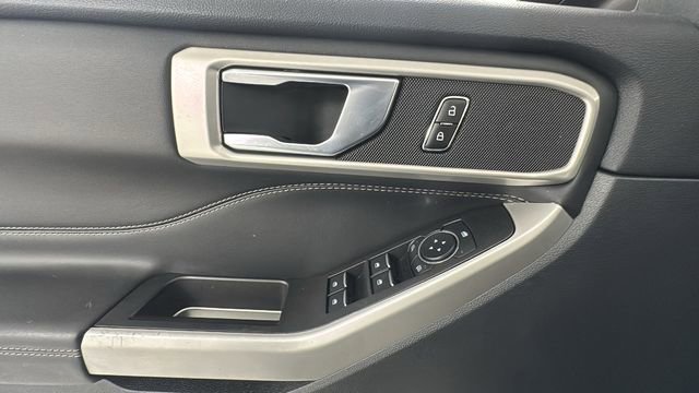 Used 2023 Ford Explorer XLT w/ Equipment Group 202A image 21