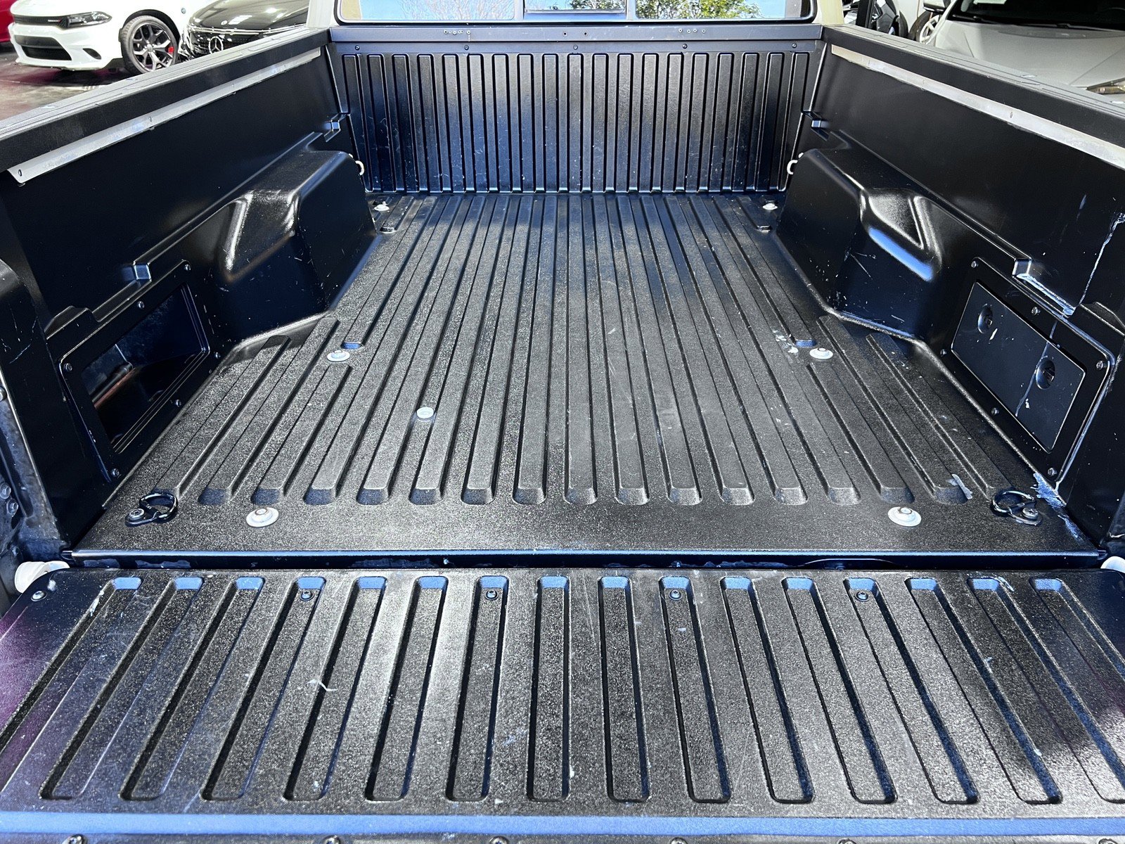 Used 2017 Toyota Tacoma SR5 w/ Tow Package RWD image 25