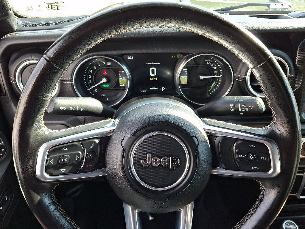 Used 2023 Jeep Wrangler Unlimited Sahara w/ Cold Weather Group AWD/4WD image 20