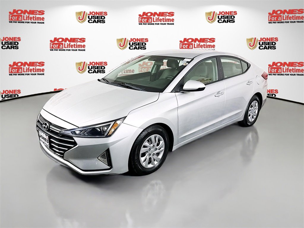 Used 2019 Hyundai Elantra SE image 11