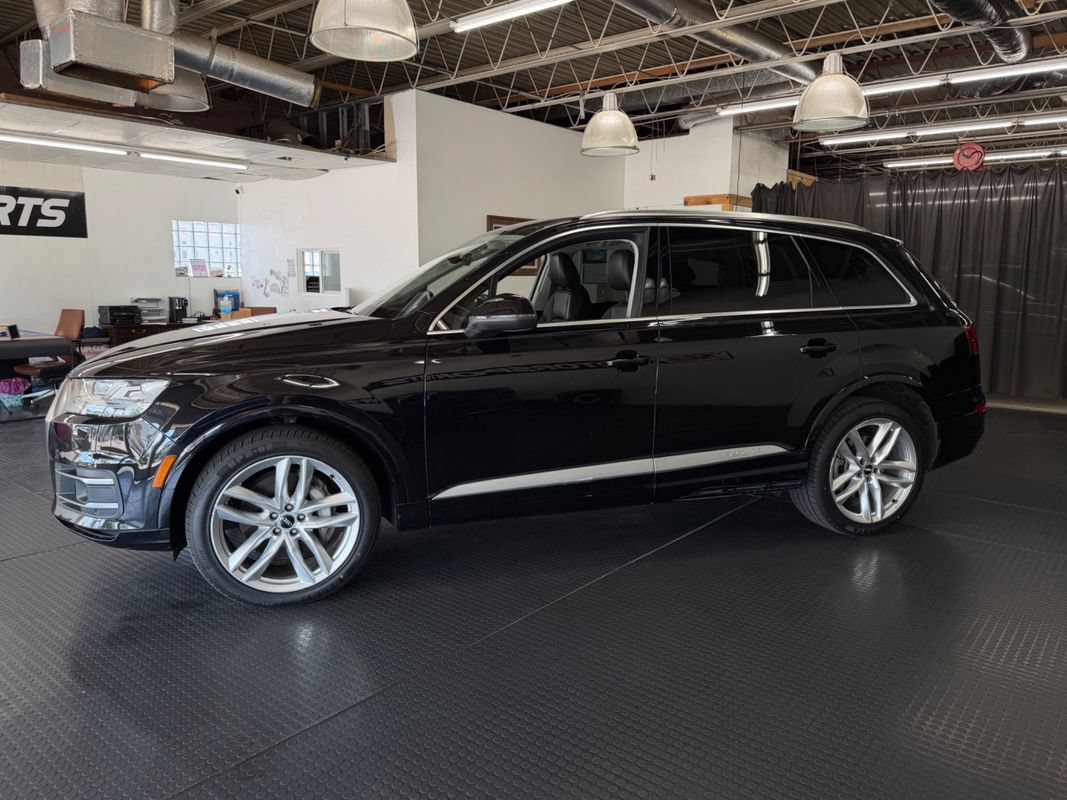 Used 2018 Audi Q7 3.0T Prestige AWD/4WD image 5