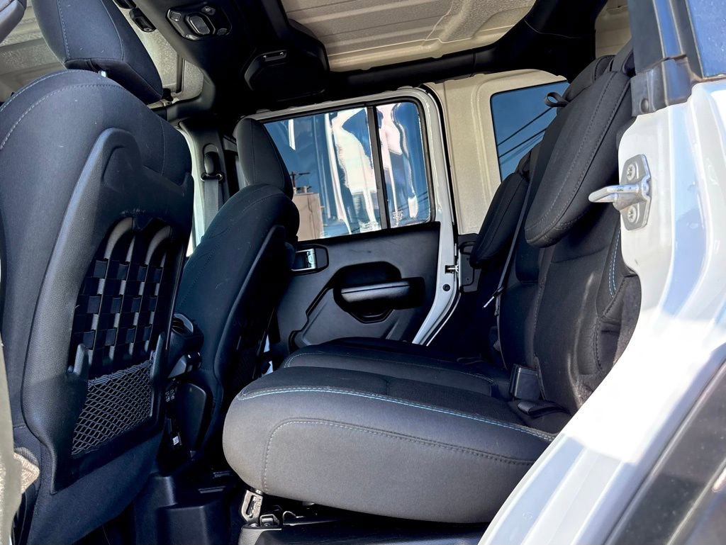 Used 2021 Jeep Wrangler Unlimited Rubicon 4xe image 34