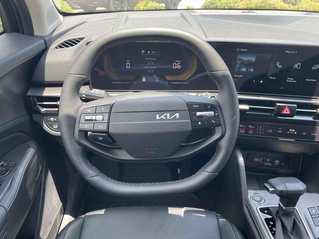 New 2026 Kia Sportage EX w/ EX Panorama Roof Package FWD image 14