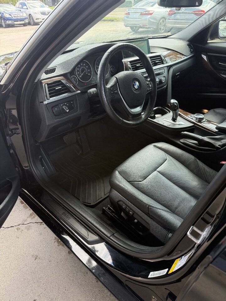 Used 2015 BMW 328i Sedan RWD image 17