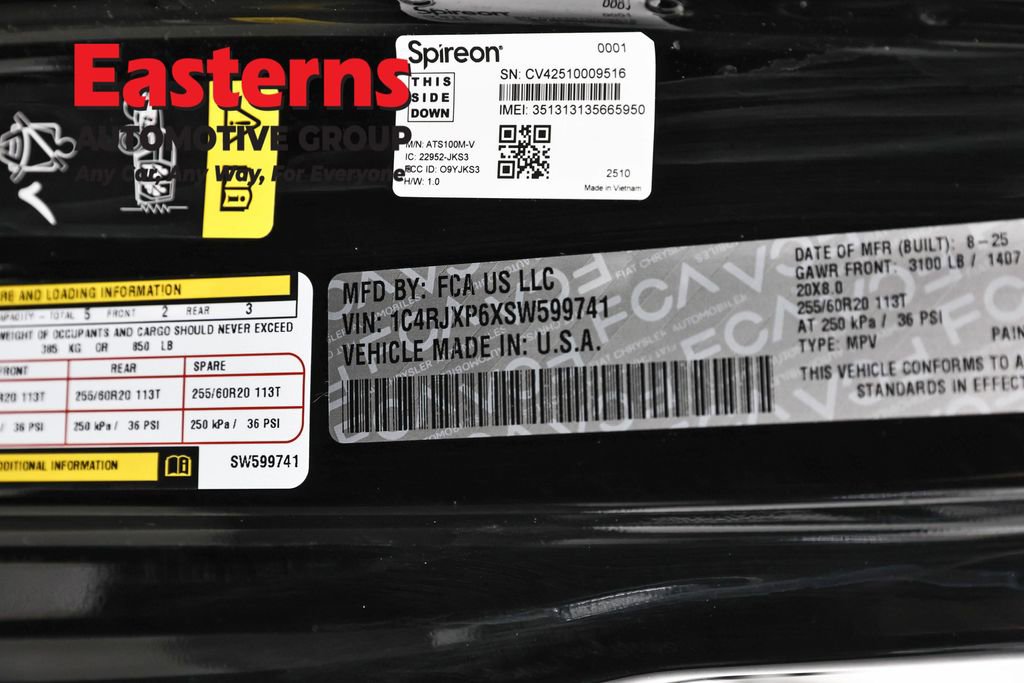 Used 2025 Jeep Wrangler Unlimited Sahara w/ Safety Group image 34