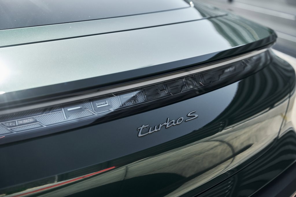 Used 2025 Porsche Taycan Turbo S w/ Premium Package image 11
