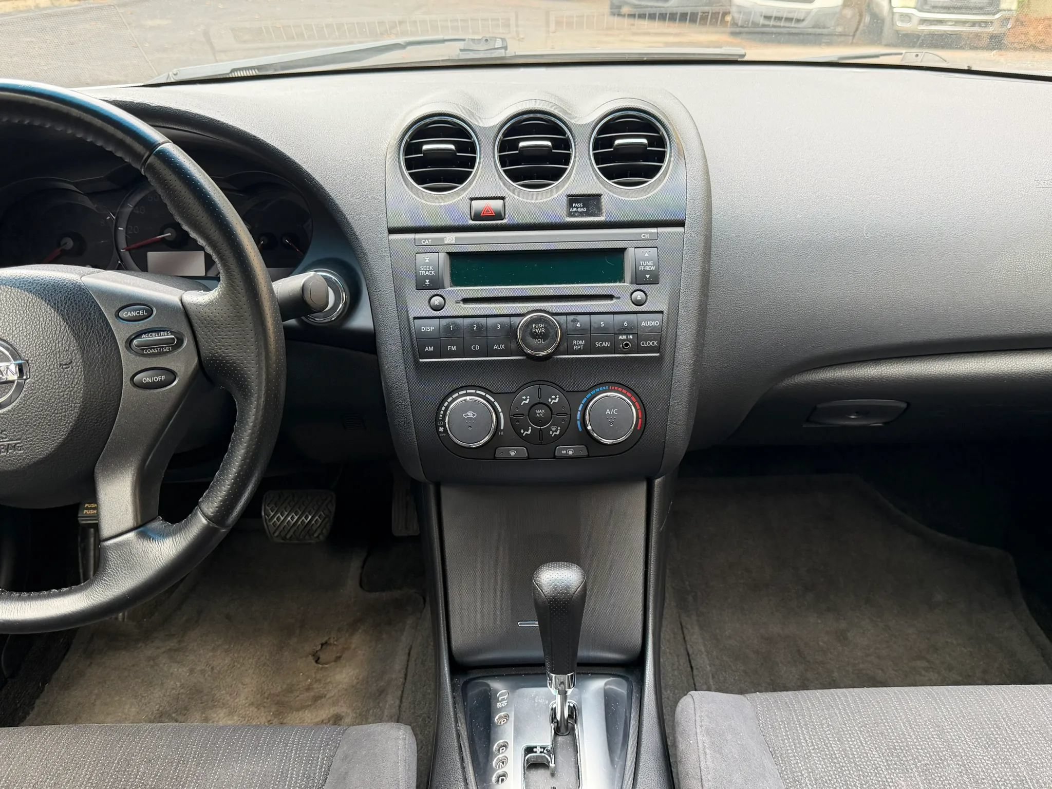 Used 2011 Nissan Altima 2.5 S w/ Special Edition Pkg FWD image 20