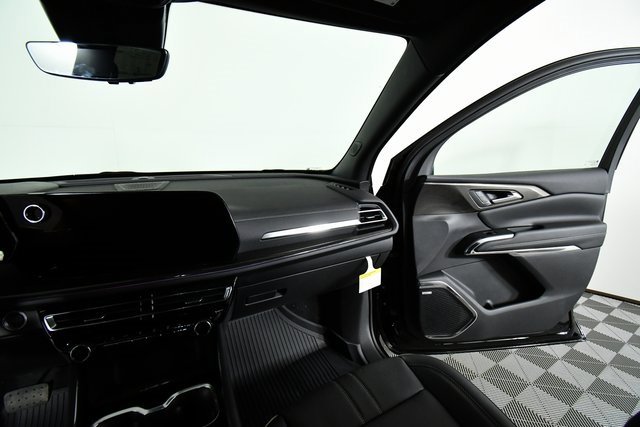 New 2026 Chevrolet Traverse High Country w/ LPO, Floor Liner Package image 20