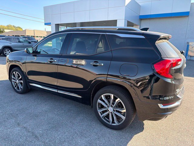 Used 2018 GMC Terrain Denali w/ Comfort Package AWD/4WD image 20