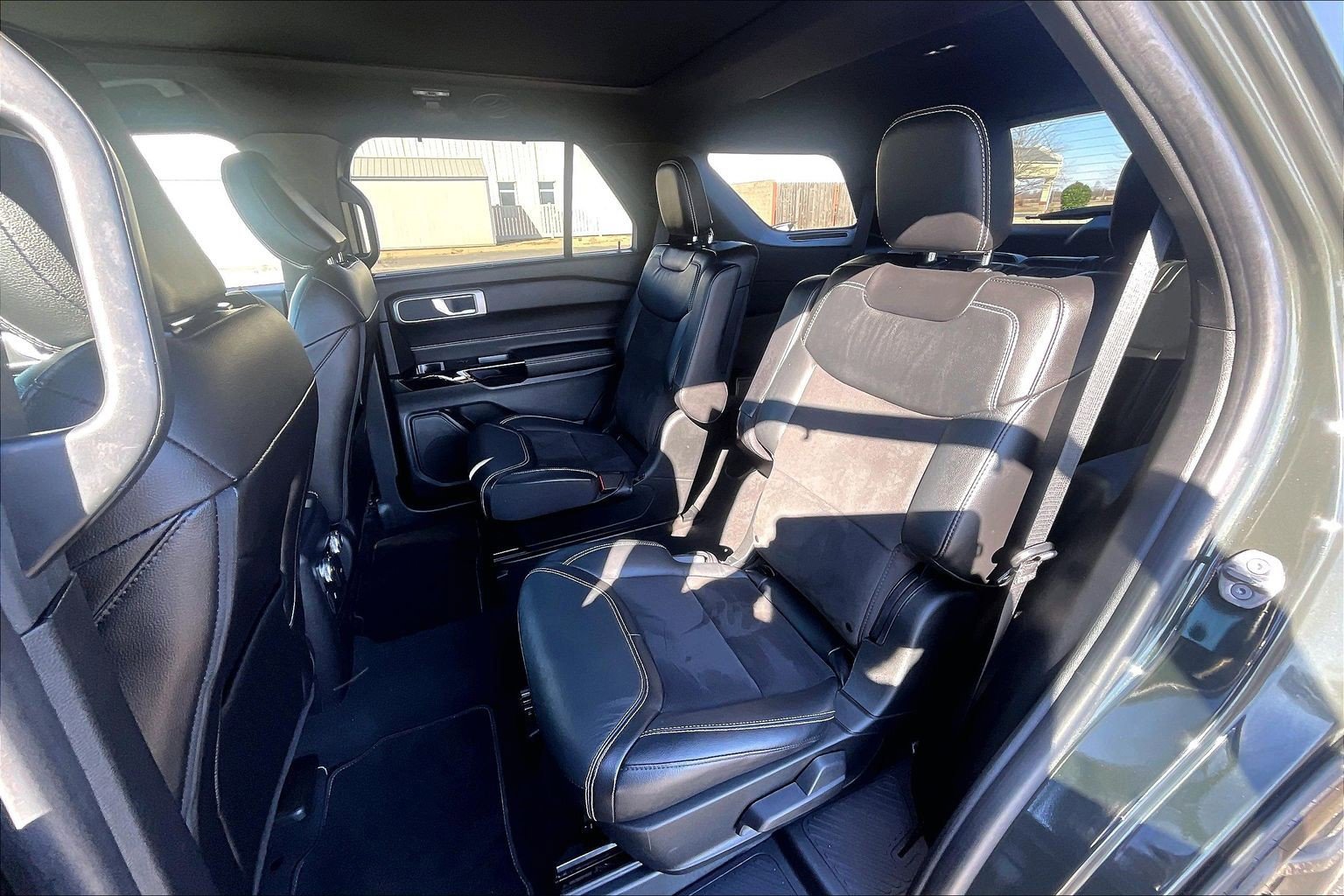 Used 2022 Ford Explorer ST w/ ST Street Pack image 18