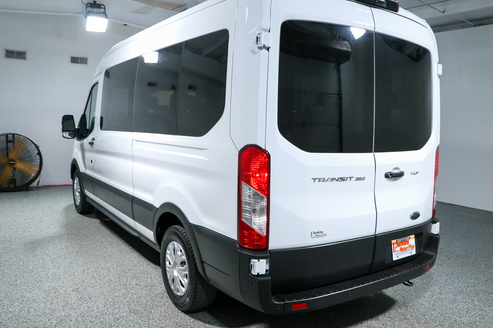 Used 2025 Ford Transit 350 XLT RWD image 9
