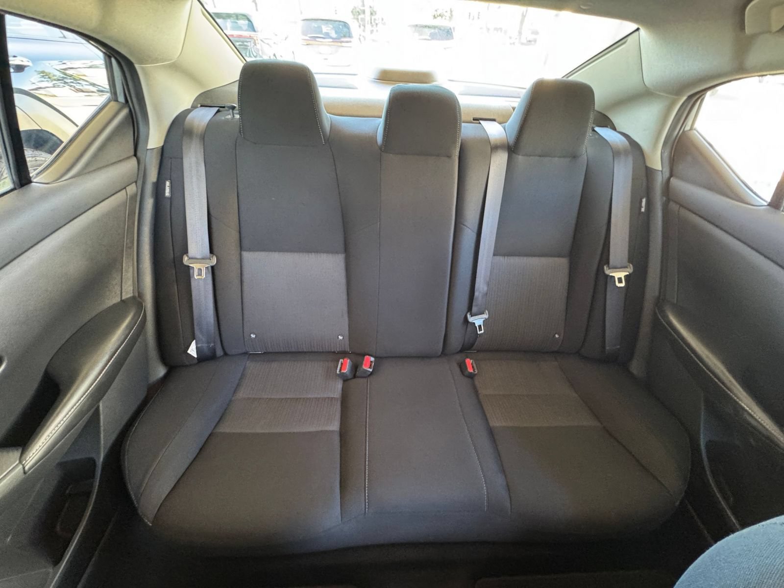 Used 2025 Nissan Sentra SV FWD image 36