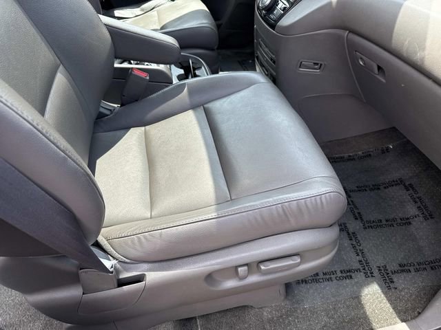 Used 2014 Honda Odyssey Touring image 10