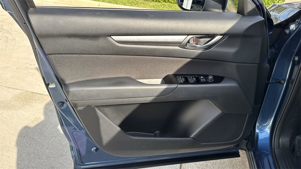 Used 2019 MAZDA CX-5 Sport w/ I-ACTIVSENSE Package image 39