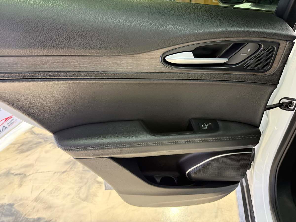 Used 2022 Alfa Romeo Stelvio Ti w/ Active Assist Plus Package image 45