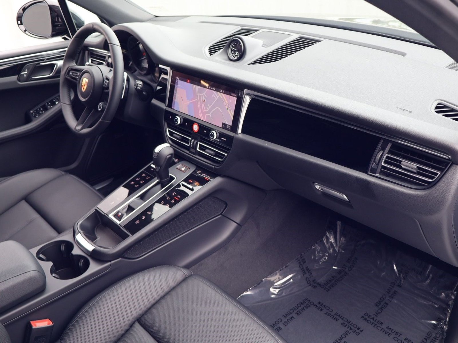 New 2026 Porsche Macan S AWD/4WD image 25