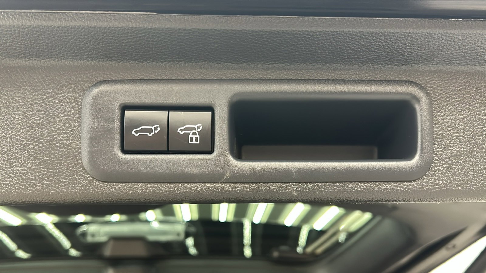 Used 2025 Toyota Sequoia Limited image 14