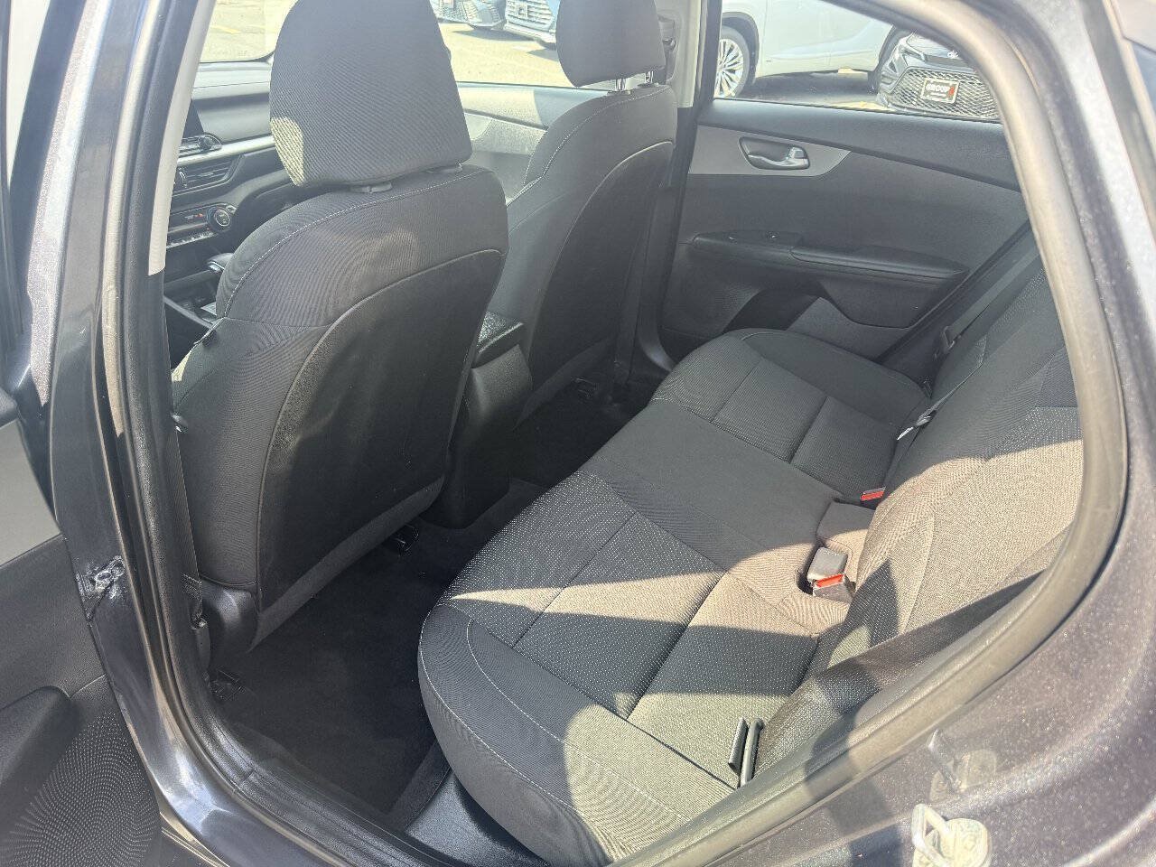 Used 2019 Kia Forte LXS FWD image 22