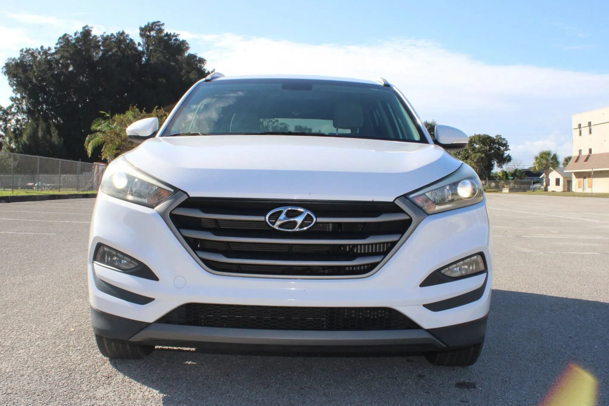 Used 2016 Hyundai Tucson Eco FWD image 2