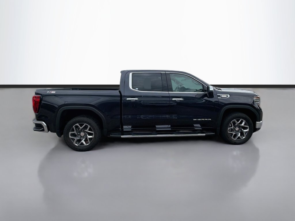 Used 2025 GMC Sierra 1500 SLT w/ SLT Premium Plus Package AWD/4WD image 4