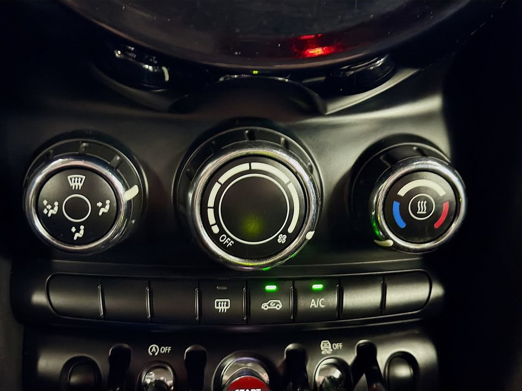 Used 2014 MINI Cooper 2-Door Hardtop FWD image 16