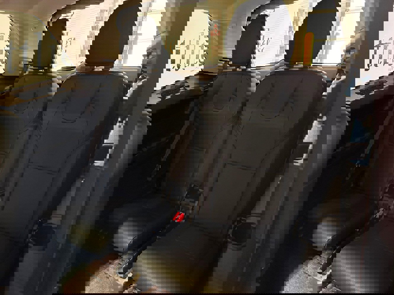 Used 2021 Volvo XC90 T8 Inscription Expression w/ Climate Package image 30