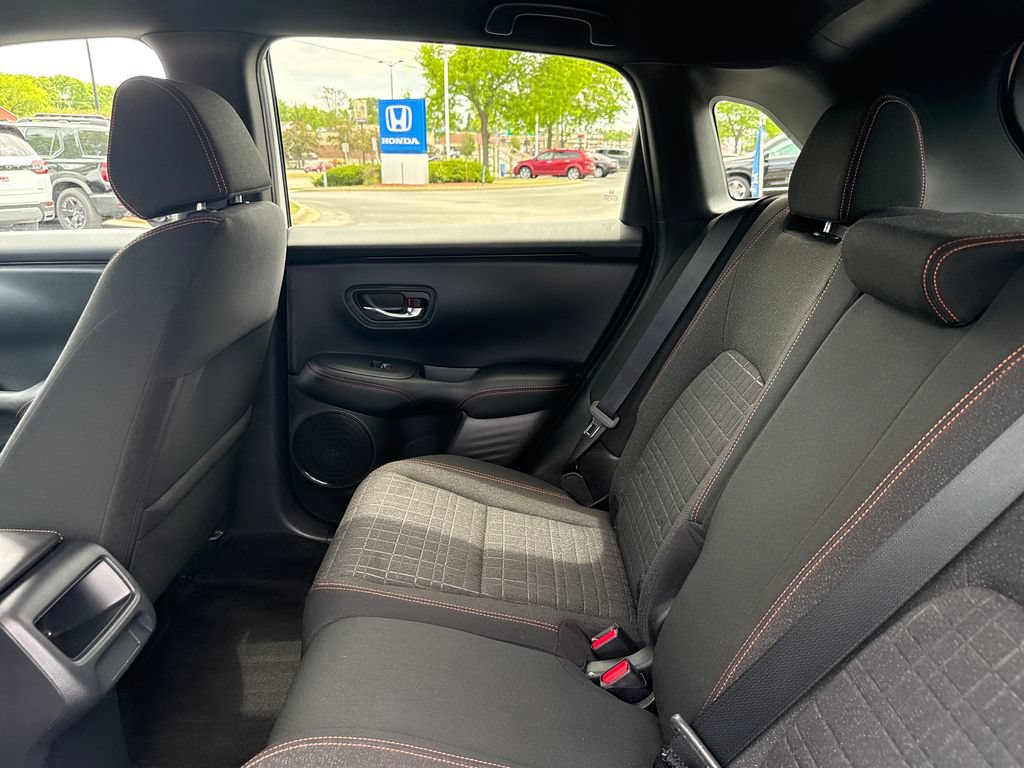 Certified 2025 Honda HR-V Sport image 19
