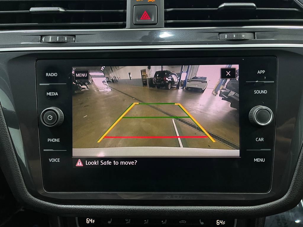 Used 2020 Volkswagen Tiguan SEL image 10