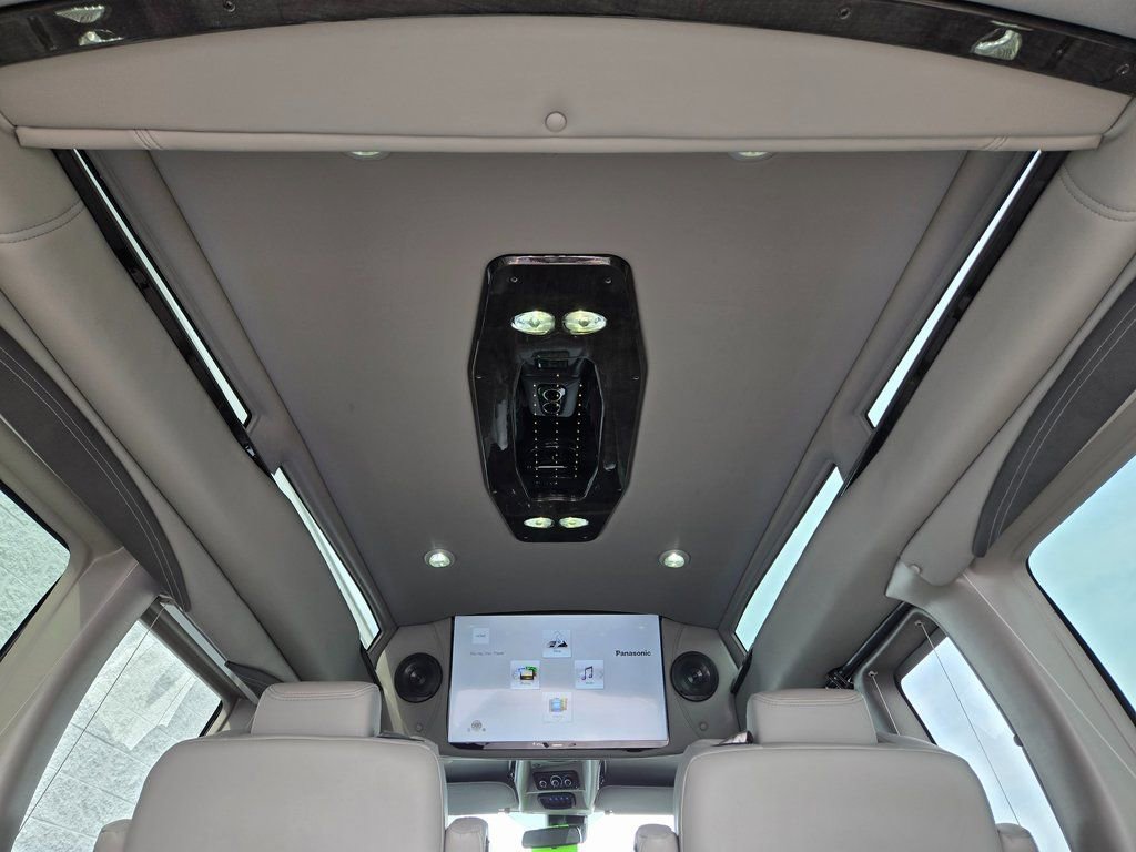 New 2025 GMC Savana 2500 w/ Driver Convenience Package image 10