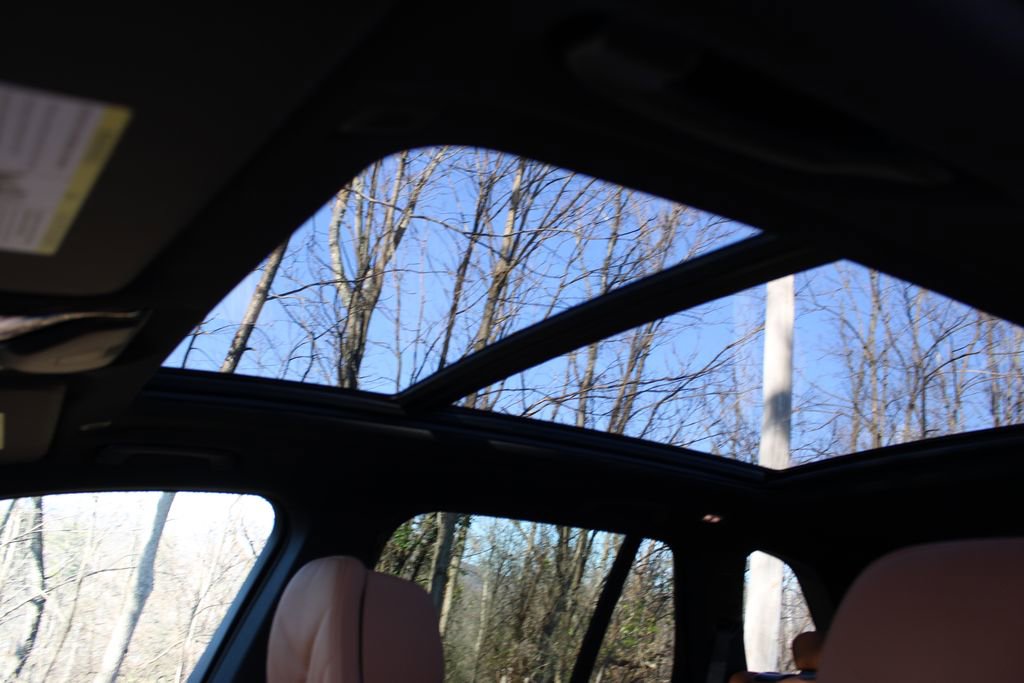 New 2026 BMW X5 xDrive50e w/ Climate Comfort Package image 21