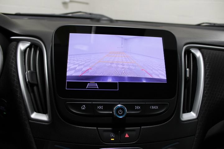 Used 2023 Chevrolet Malibu LT image 4