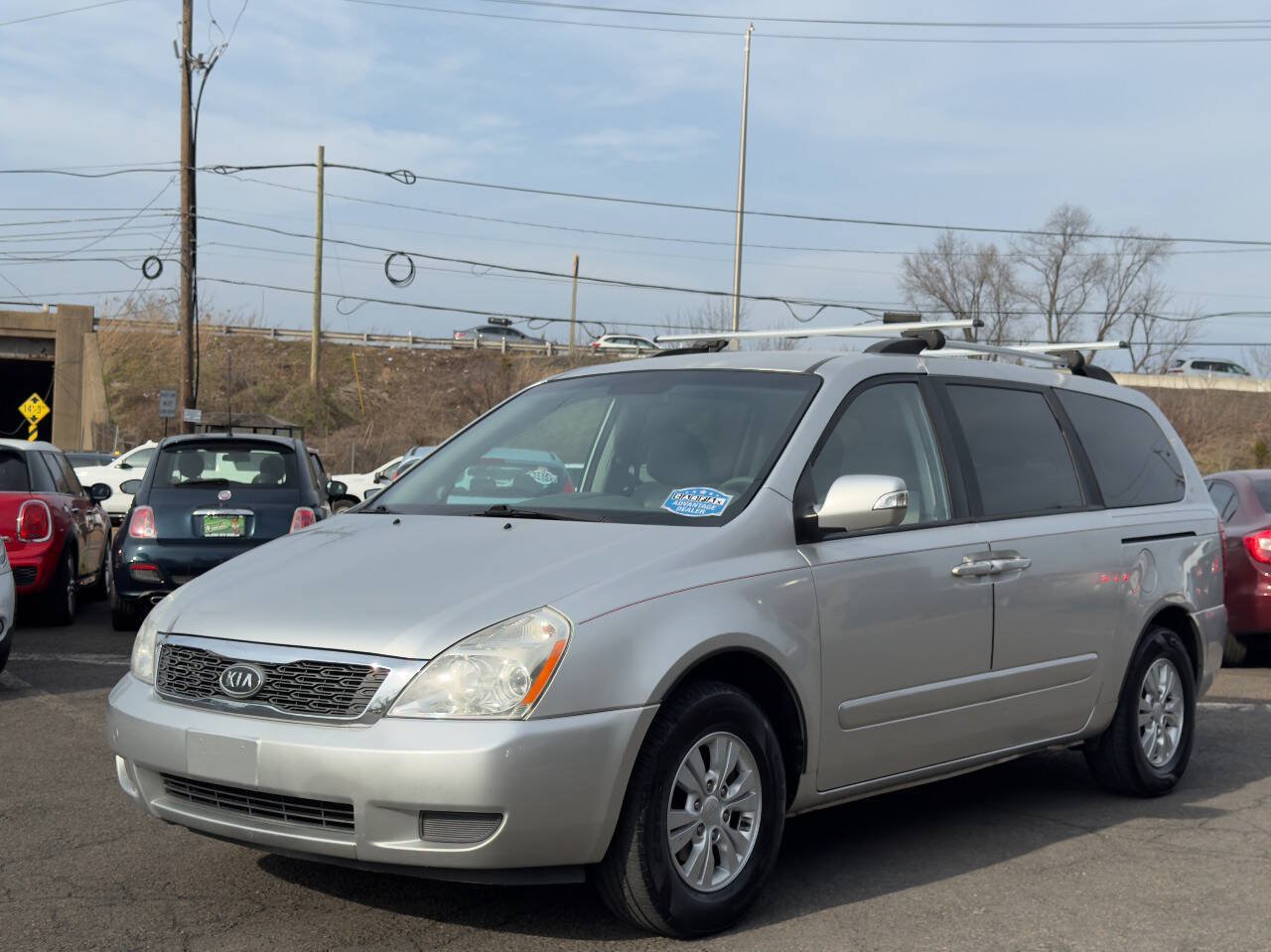 Used 2012 Kia Sedona LX w/ PWR Pkg FWD image 2