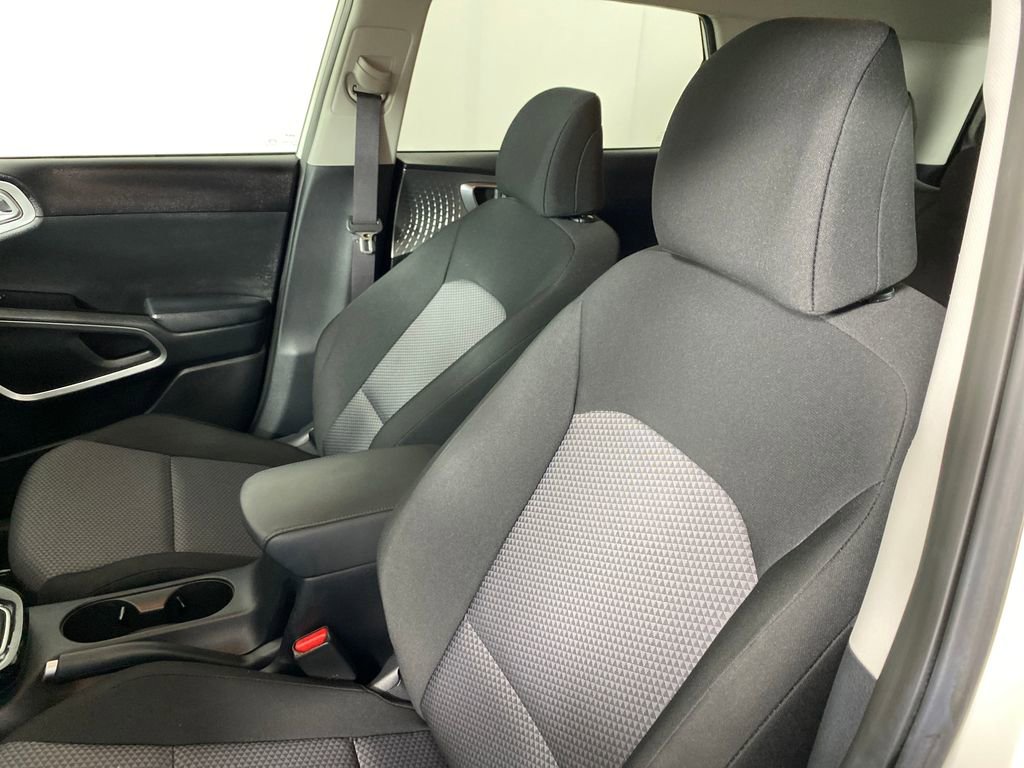 Certified 2023 Kia Soul S image 9