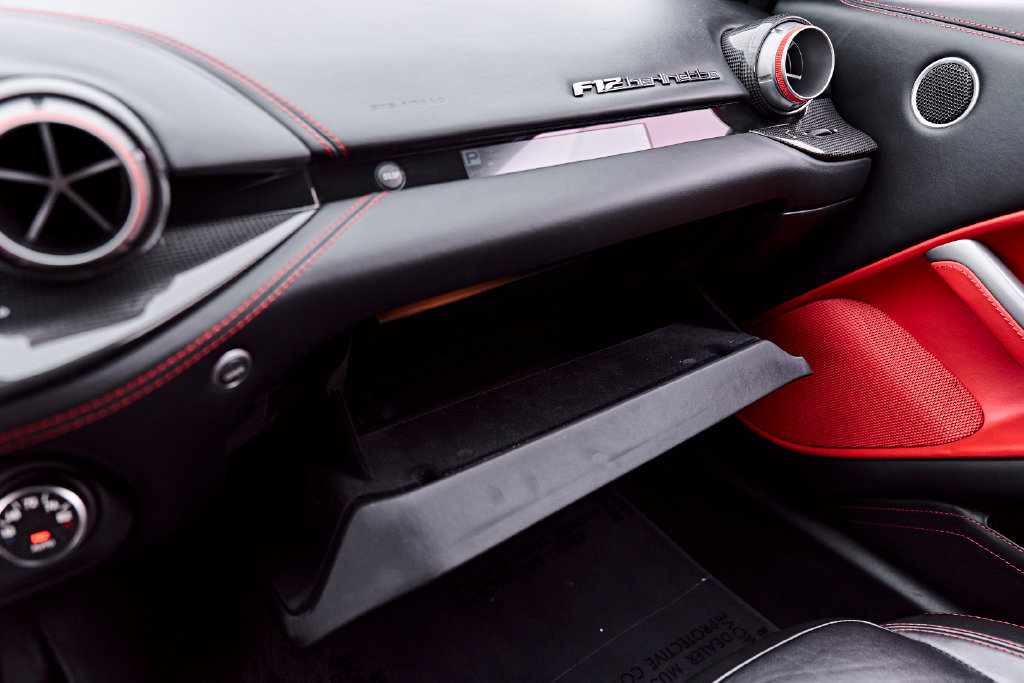 Used 2016 Ferrari F12 Berlinetta RWD image 81