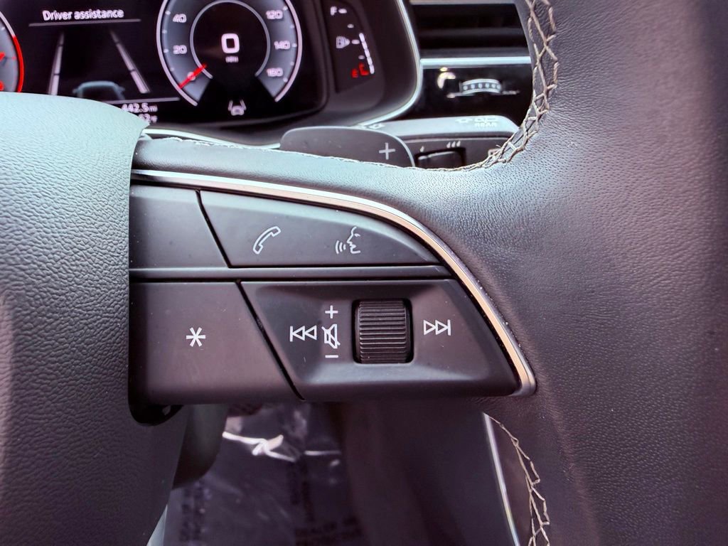 Used 2021 Audi Q8 Premium Plus w/ Premium Plus Package image 24