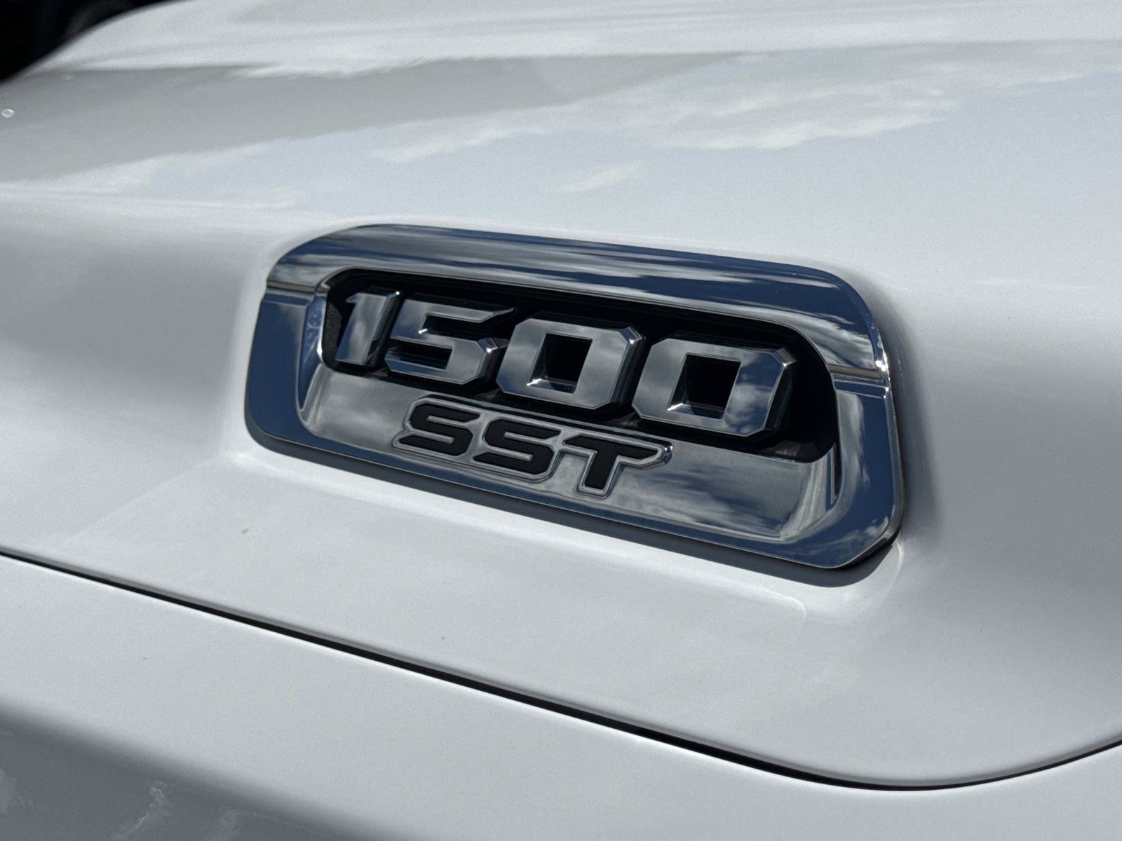 Used 2025 RAM 1500 Big Horn AWD/4WD image 13