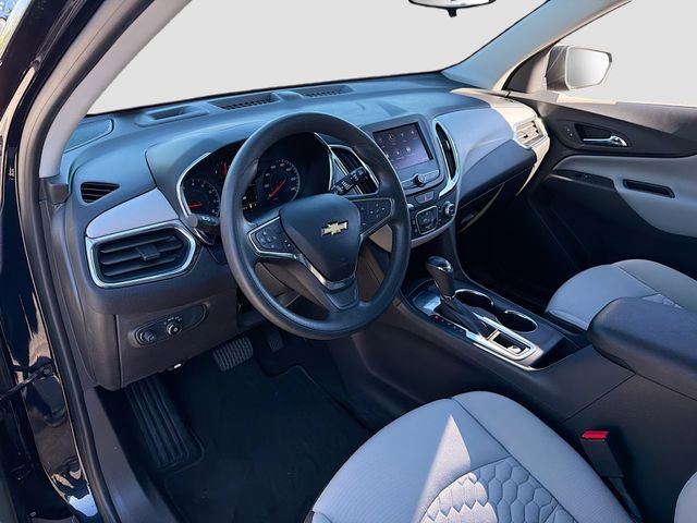 Used 2020 Chevrolet Equinox LS image 24