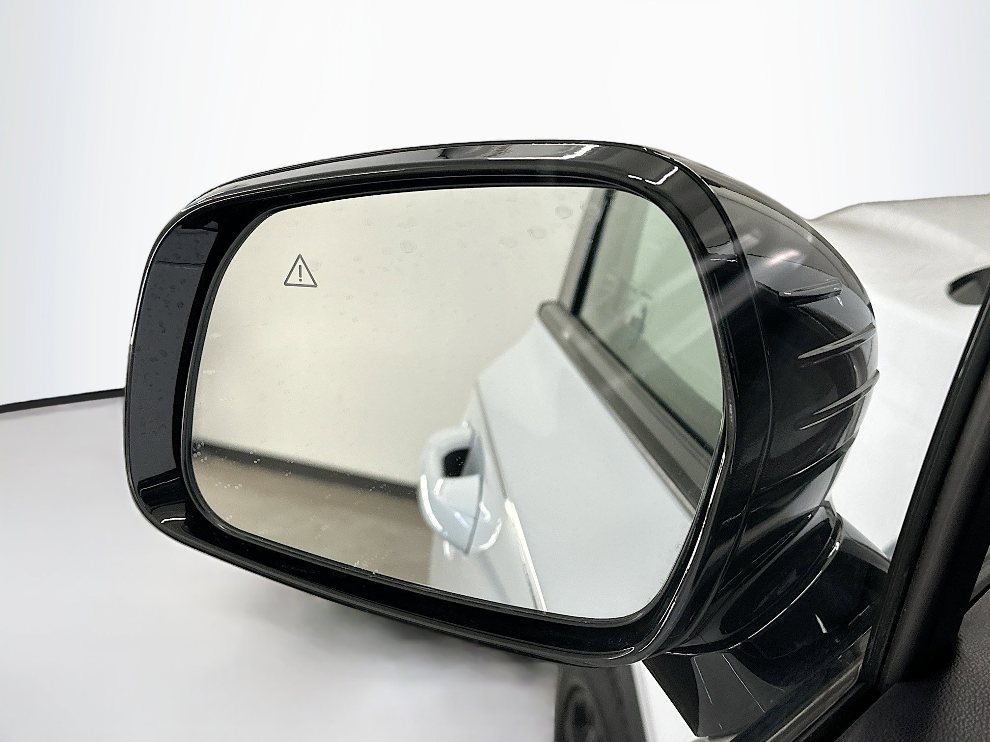 Used 2024 Kia Sorento SX image 16