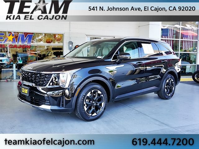 Certified 2025 Kia Sorento S w/ Panoramic Sunroof Package FWD image 5