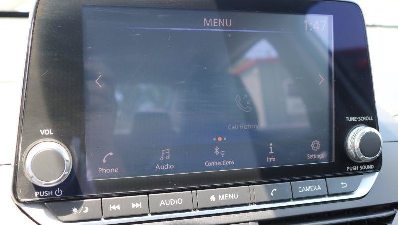Used 2020 Nissan Altima 2.5 SR w/ Premium Package FWD image 12