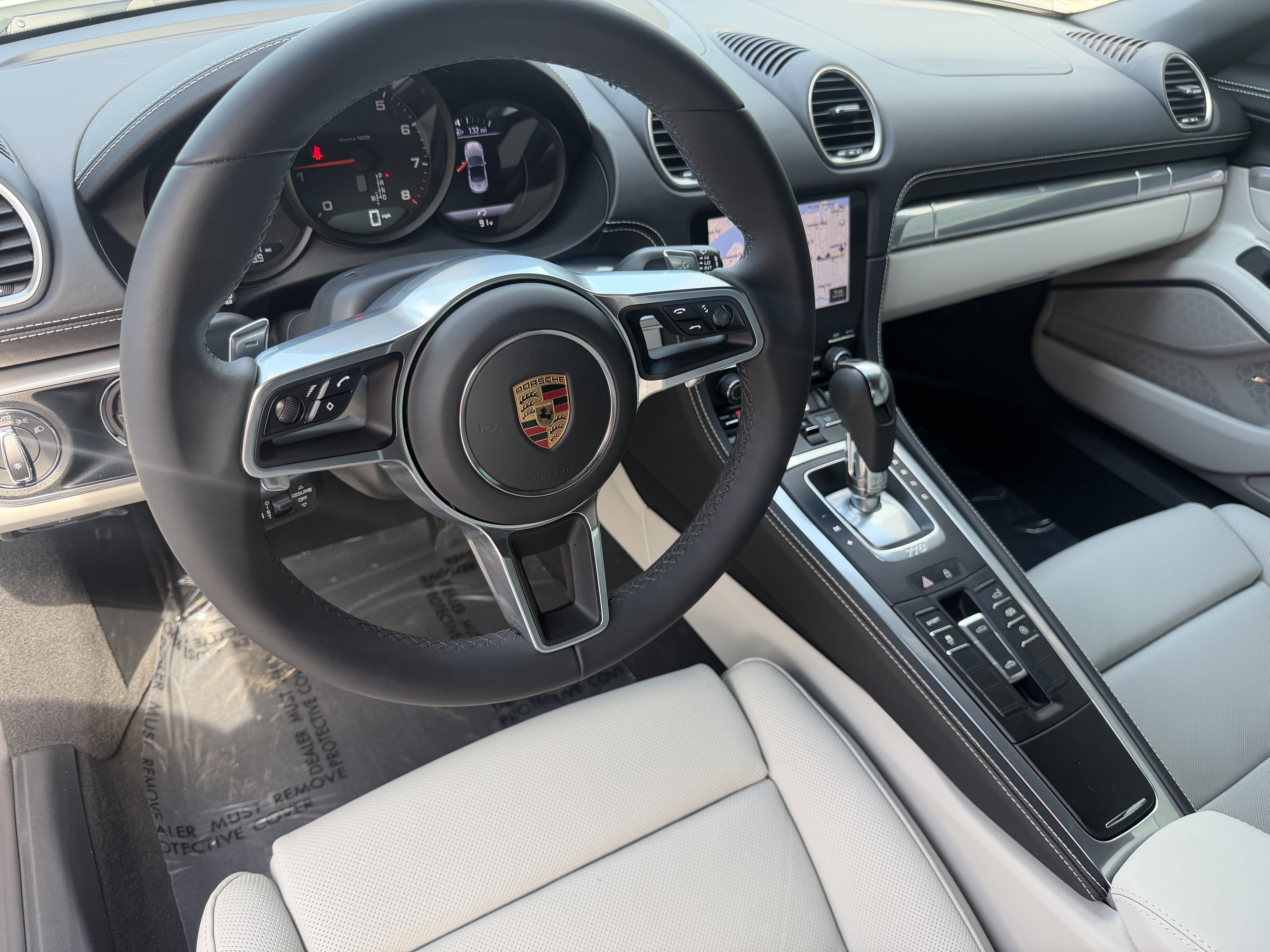 Certified 2024 Porsche 718 Boxster RWD image 14