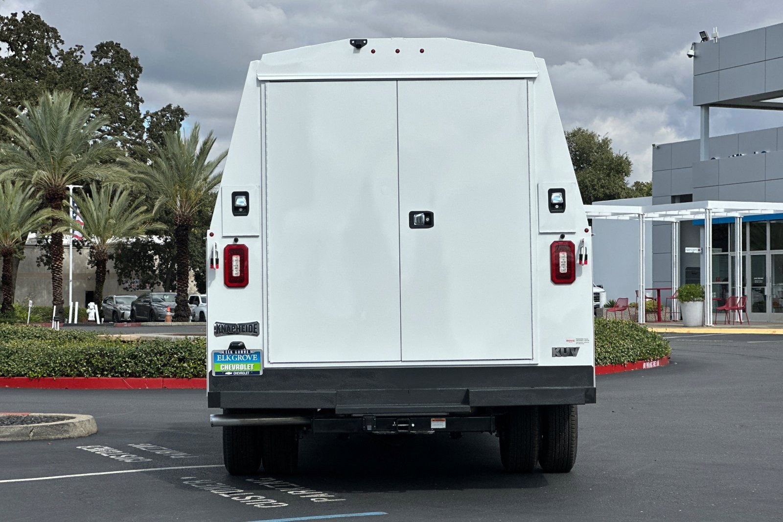 New 2024 Chevrolet Express 3500 w/ Power Convenience Package image 4