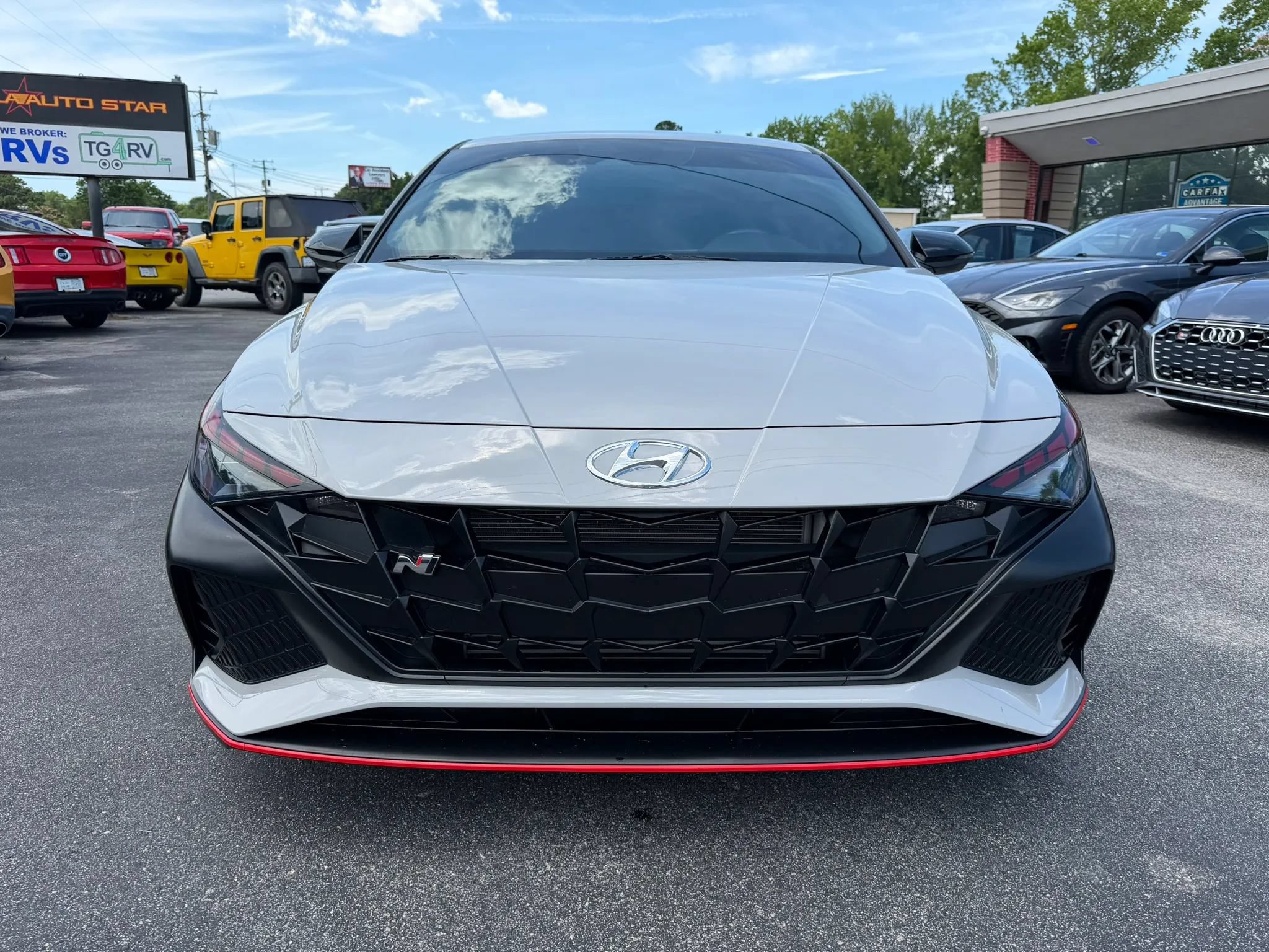 Used 2023 Hyundai Elantra N FWD image 8
