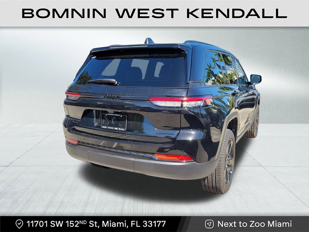 Used 2025 Jeep Grand Cherokee Limited w/ Black Appearance Package image 4