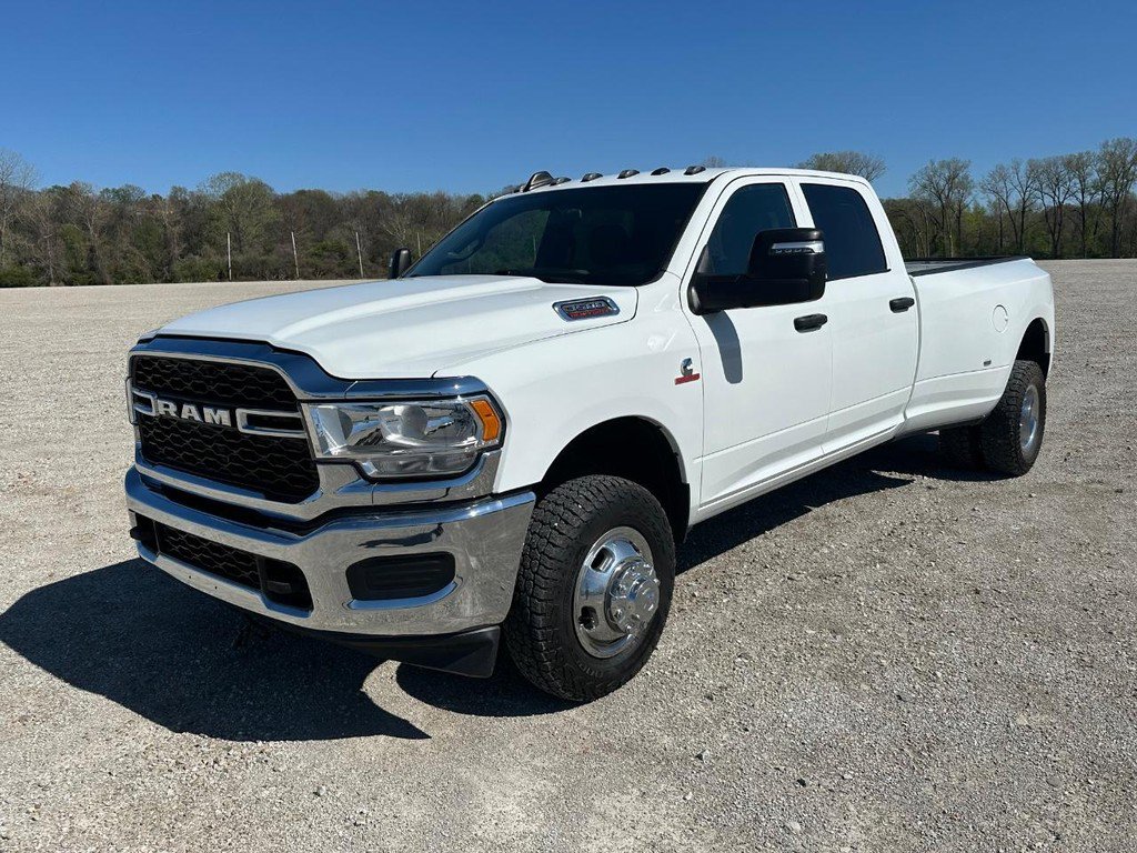Used 2023 RAM 3500 Tradesman image 8