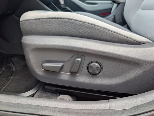 Used 2022 Hyundai Ioniq SE FWD image 20